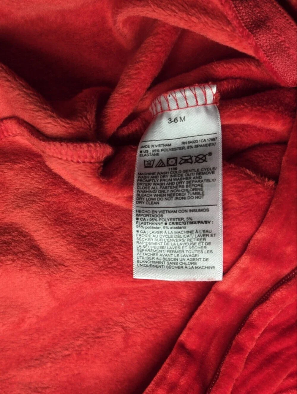 Old Navy Red Ribbed Fleece-Lined Footed One-Piece Pajamas Size 3-6M Baby NWOT